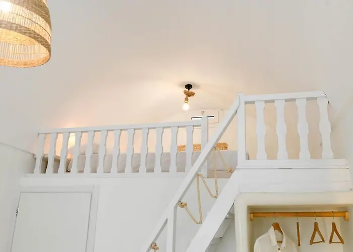 Seaclusion Santorini