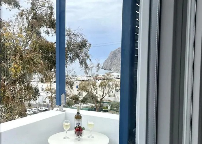 Seaclusion Santorini