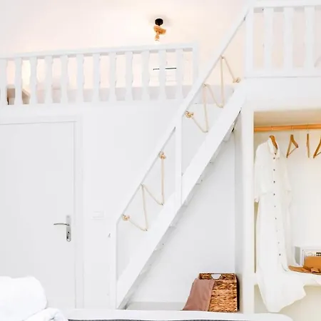 Seaclusion Santorini * Kamári